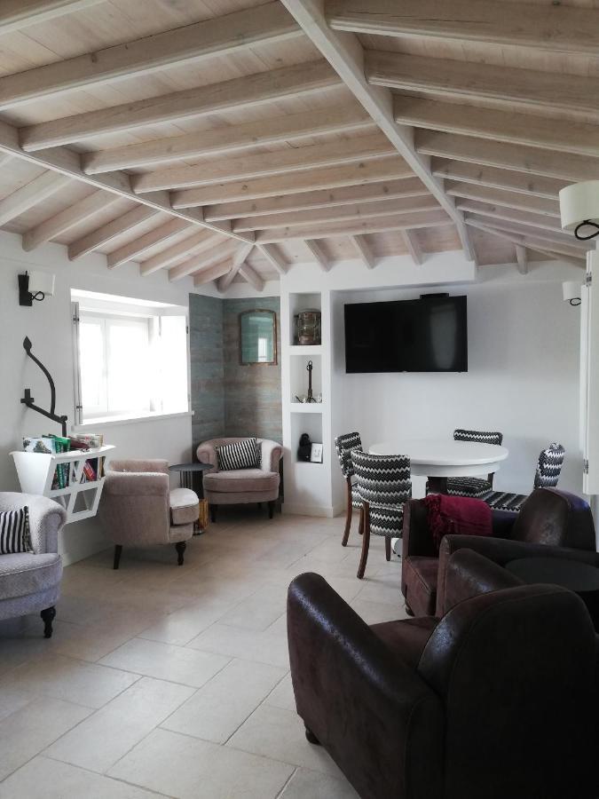 O Amorzinho Sintra Bed and breakfast